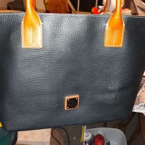 Dooney& Boorke Tote